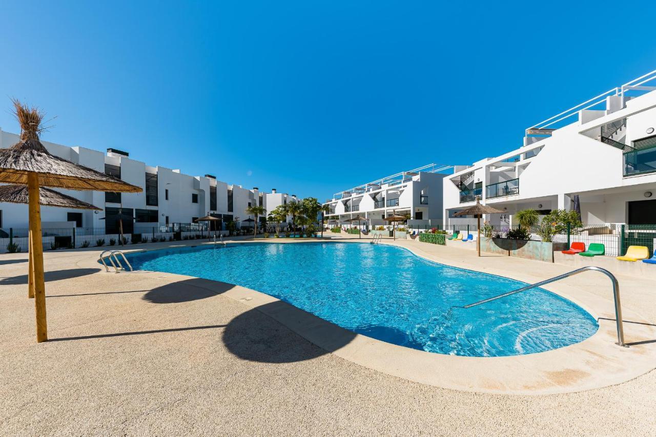 Apartamento Milan Campoamor Exterior foto